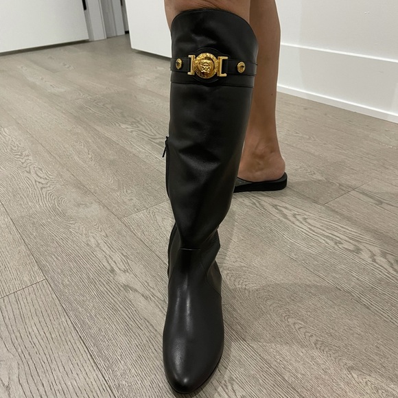 Brand New Versace Black Leather Boots - Picture 6 of 8